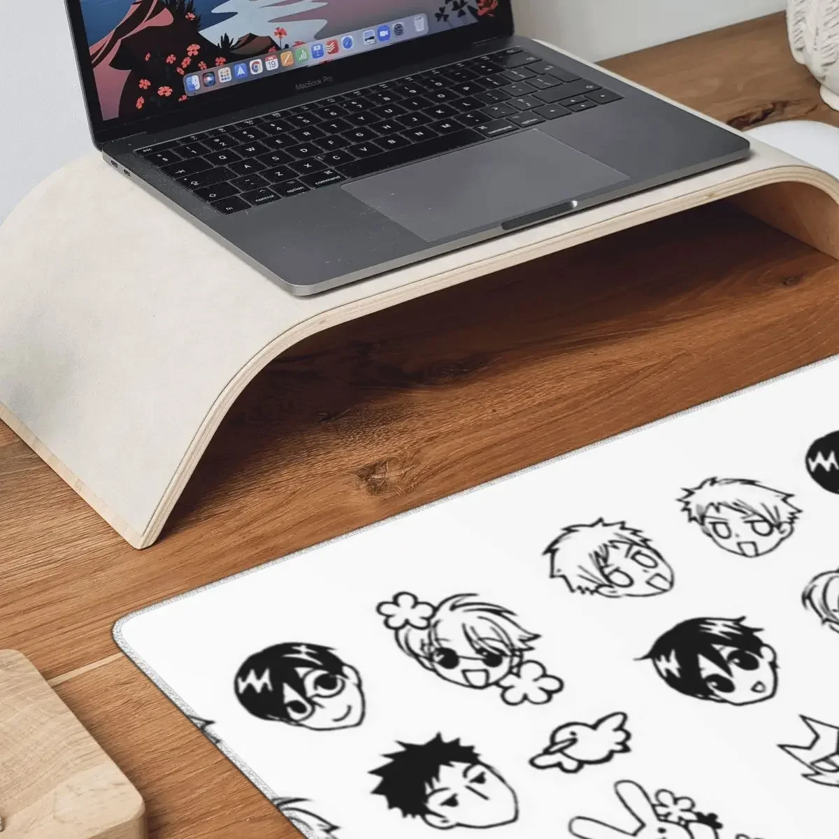 Ouran Host Club Doodles Large  – Pc Gaming Club Bewertung und Preis